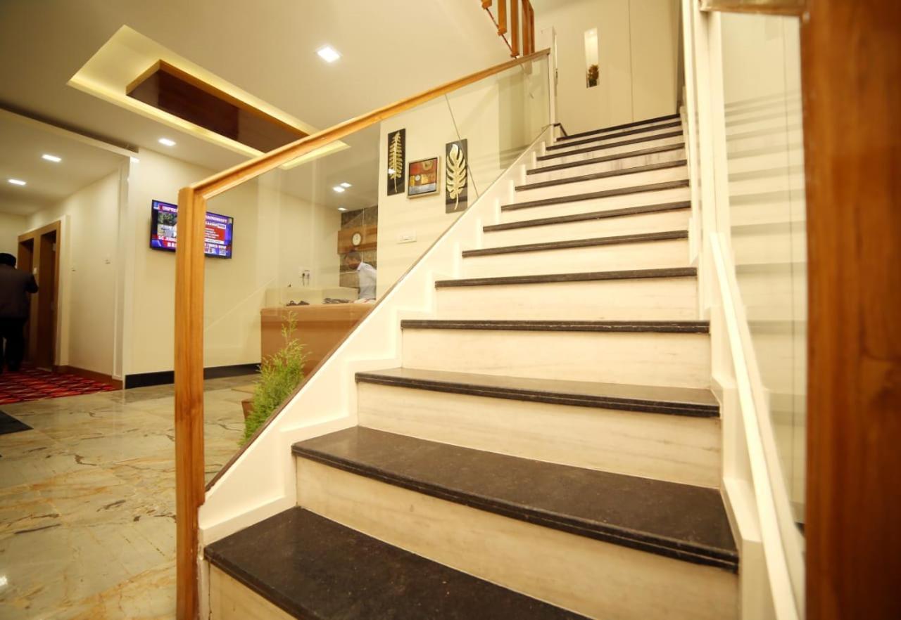 Banyan Hotel&Restro Hisar Luaran gambar